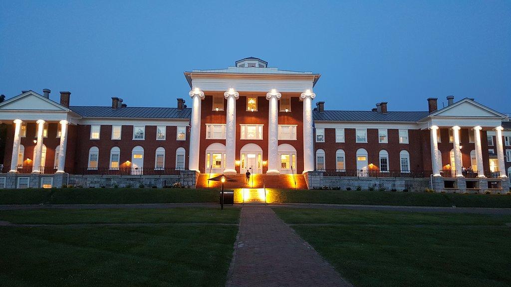 The Blackburn Inn And Conference Center Staunton Extérieur photo